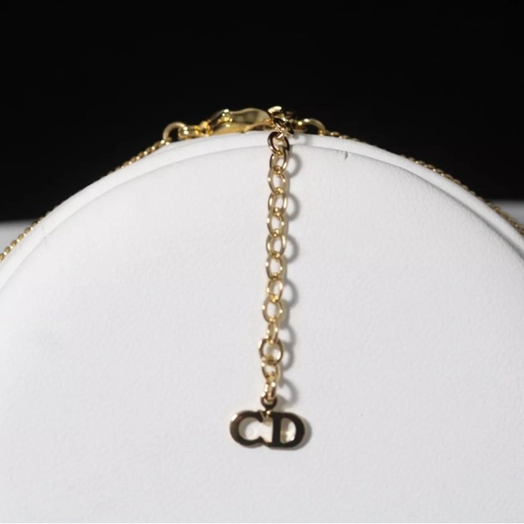 Vintage Christian Dior Signed Logo Goldtone Swarovski Crystal Pendant Necklace - Picture 4 of 7